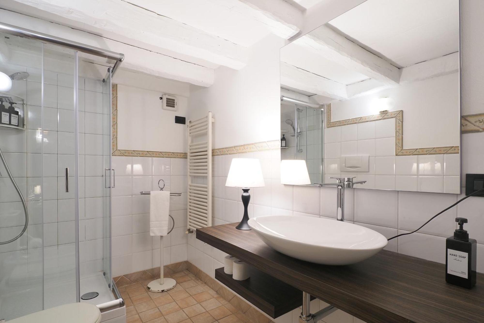 Unique Duomo Luxury Property Милано Екстериор снимка